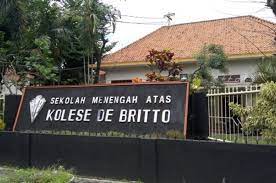 Profil SMA Kolese de Britto & Rincian Biayanya Lengkap